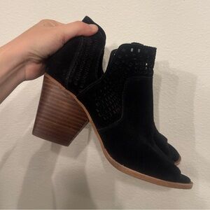 Gianni Bini Black Ankle Boots